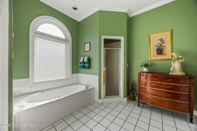 218 Bogard Ln, Mt Washington, KY 40047