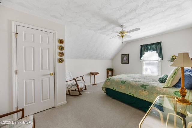 218 Bogard Ln, Mt Washington, KY 40047