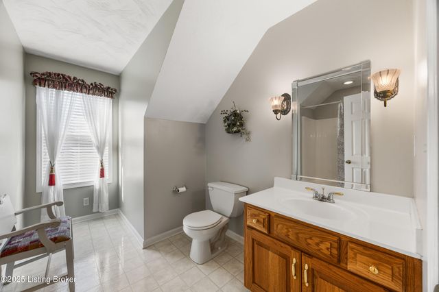 218 Bogard Ln, Mt Washington, KY 40047