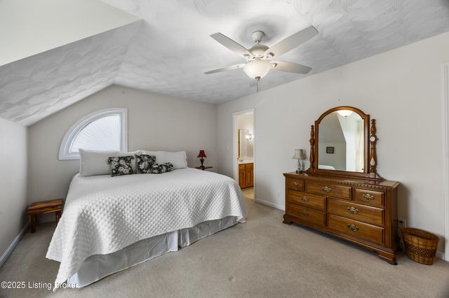 218 Bogard Ln, Mt Washington, KY 40047