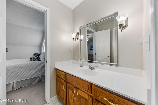 218 Bogard Ln, Mt Washington, KY 40047