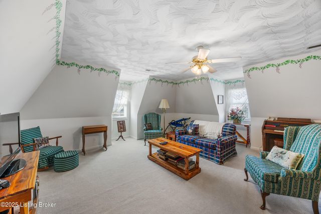 218 Bogard Ln, Mt Washington, KY 40047