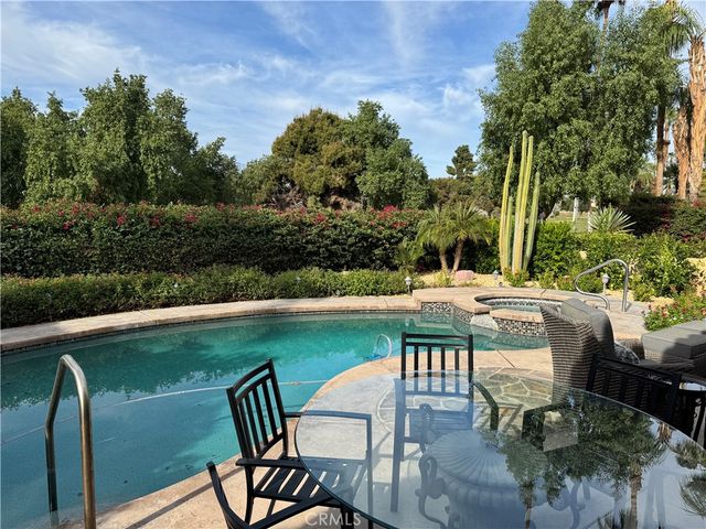 122 Kavenish E, Rancho Mirage, CA 92270