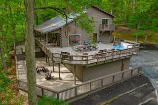 5998 Bear Creek Road, Morgantown, IN 46160