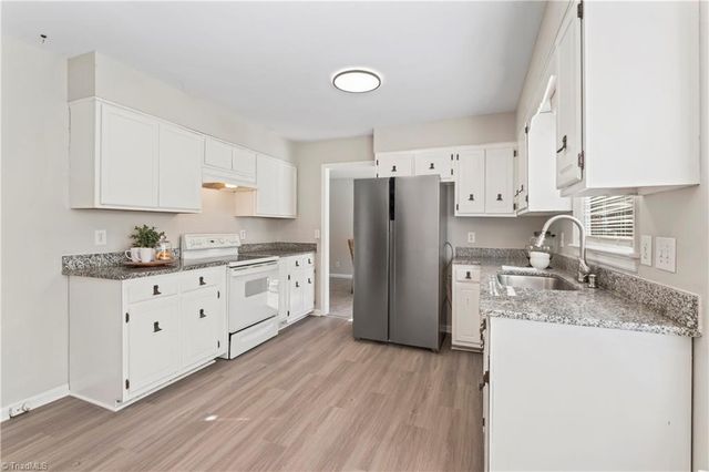 5005 Northbend Road, Mcleansville, NC 27301