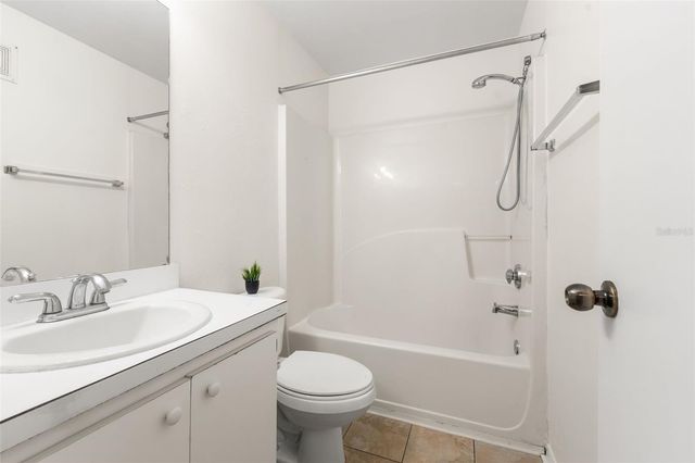 4000 SW 23RD STREET 4-303, Gainesville, FL 32608