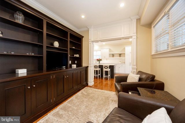 956 PINEHURST DR, Chester Springs, PA 19425