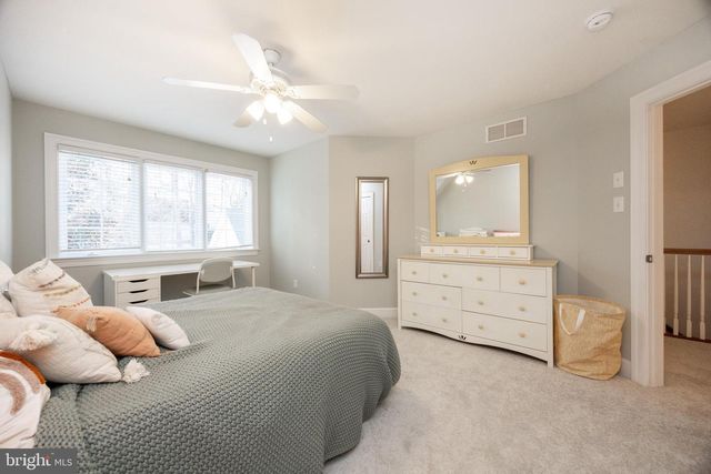 956 PINEHURST DR, Chester Springs, PA 19425