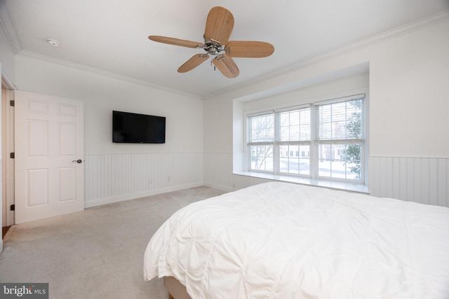 956 PINEHURST DR, Chester Springs, PA 19425