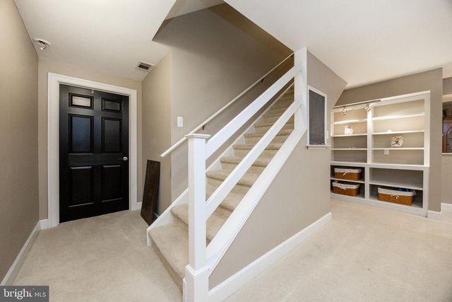 956 PINEHURST DR, Chester Springs, PA 19425