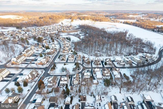 956 PINEHURST DR, Chester Springs, PA 19425