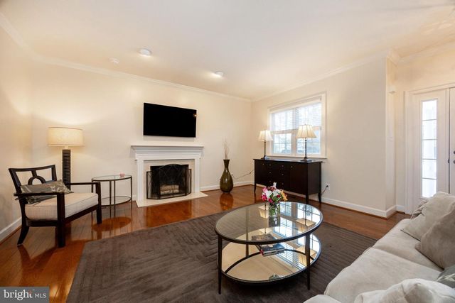 956 PINEHURST DR, Chester Springs, PA 19425