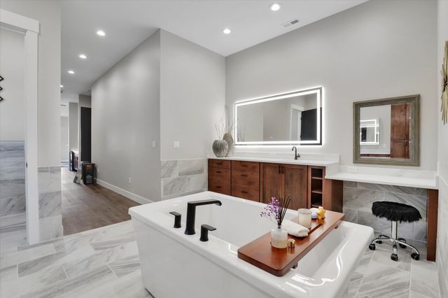 5110 W Hayden Ln, Spokane, WA 99208