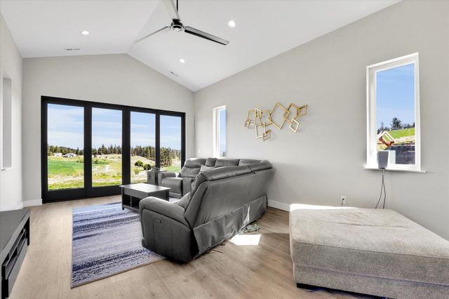 5110 W Hayden Ln, Spokane, WA 99208