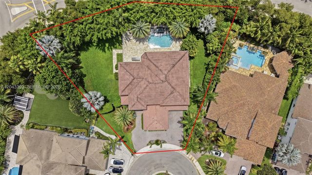 1585 Victoria Isle Way, Weston, FL 33327