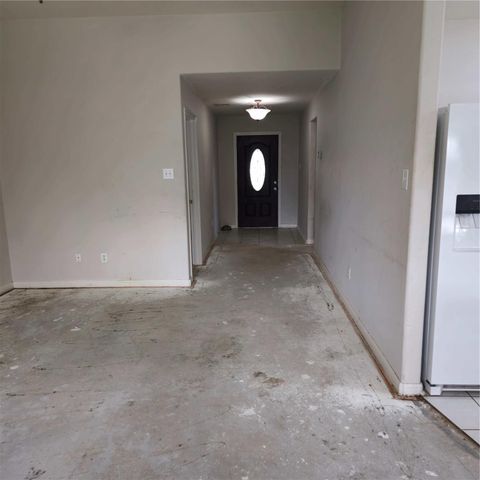 2522 Tarpon Drive, Texas City, TX 77591