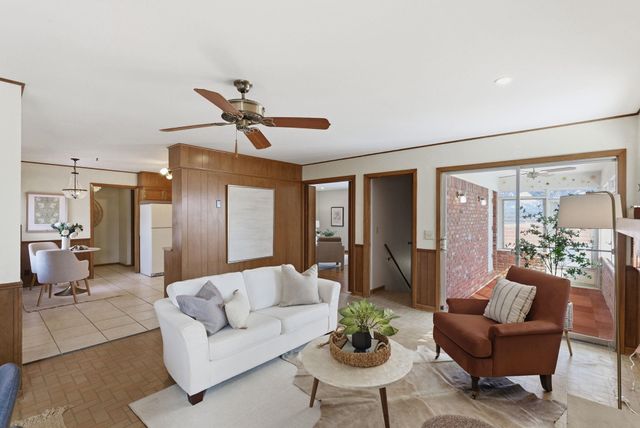 2232 W Westport St, Wichita, KS 67203