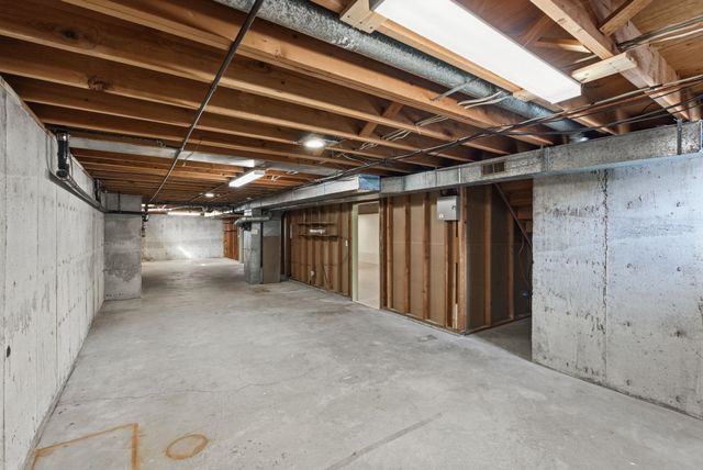 2232 W Westport St, Wichita, KS 67203