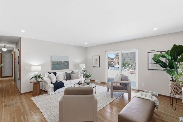 2232 W Westport St, Wichita, KS 67203