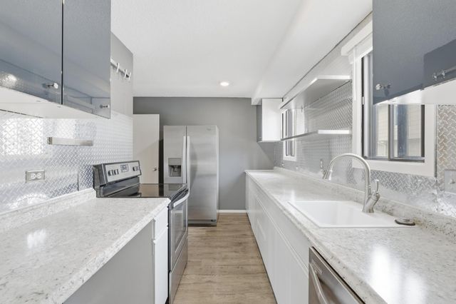 2115 Marquis Road, Golden Valley, MN 55427