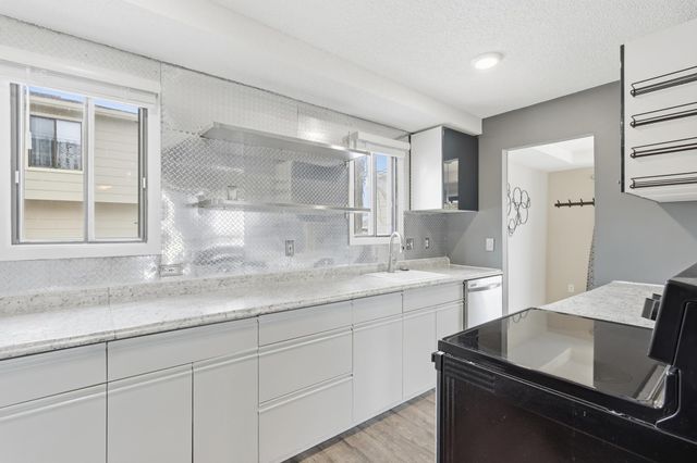 2115 Marquis Road, Golden Valley, MN 55427