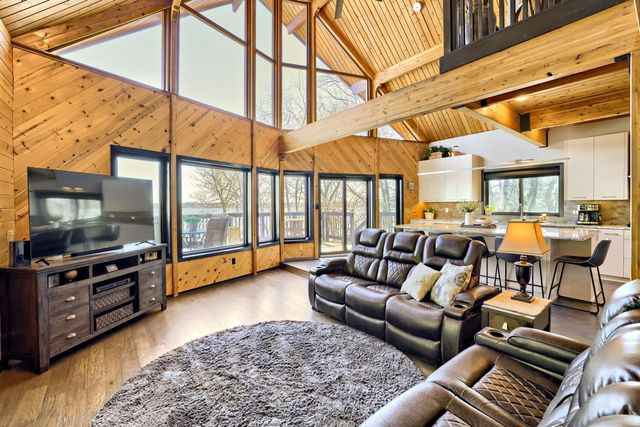 8630 215th Street N, Forest Lake, MN 55025