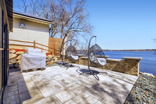 8630 215th Street N, Forest Lake, MN 55025