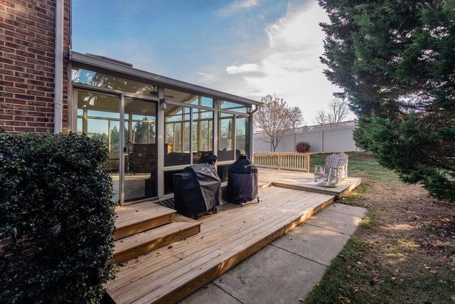 219 NORTHVIEW DR, Dayton, VA 22821