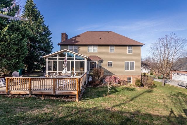 219 NORTHVIEW DR, Dayton, VA 22821