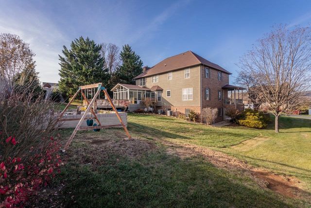 219 NORTHVIEW DR, Dayton, VA 22821