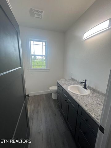 950 ELB Private Drive, Huntsville, TN 37756