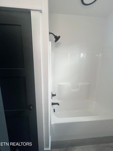 950 ELB Private Drive, Huntsville, TN 37756