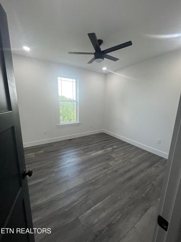 950 ELB Private Drive, Huntsville, TN 37756