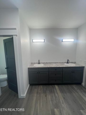 950 ELB Private Drive, Huntsville, TN 37756