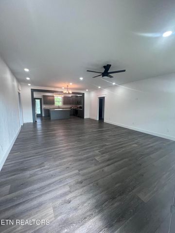 950 ELB Private Drive, Huntsville, TN 37756