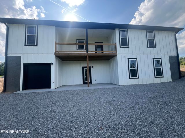 950 ELB Private Drive, Huntsville, TN 37756