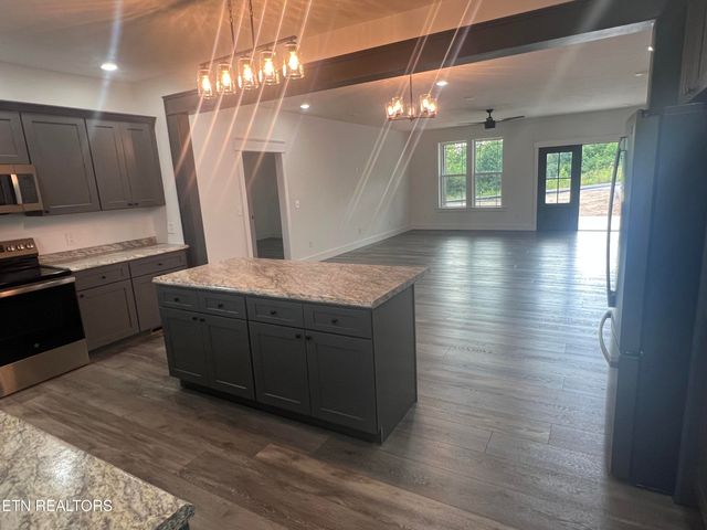 950 ELB Private Drive, Huntsville, TN 37756