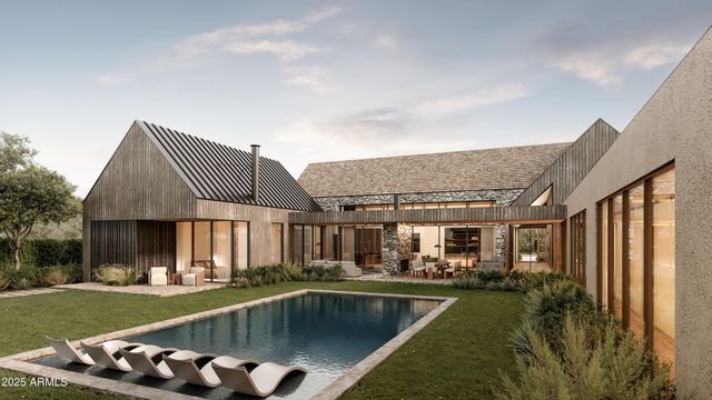 8402 E CHOLLA Street, Scottsdale, AZ 85260