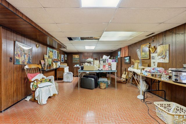 2016 Handley Street, Saginaw, MI 48602