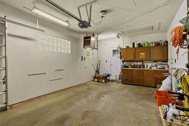 2016 Handley Street, Saginaw, MI 48602