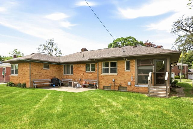 2016 Handley Street, Saginaw, MI 48602