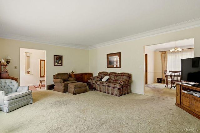 2016 Handley Street, Saginaw, MI 48602