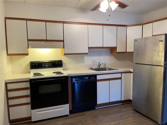 1303 83RD AVENUE N D, St Petersburg, FL 33702