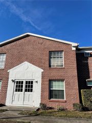 1303 83RD AVENUE N D, St Petersburg, FL 33702