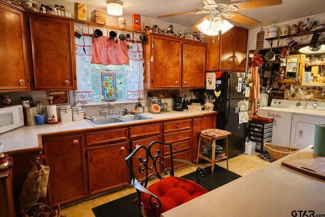 19909 CR 4130, Lindale, TX 75771