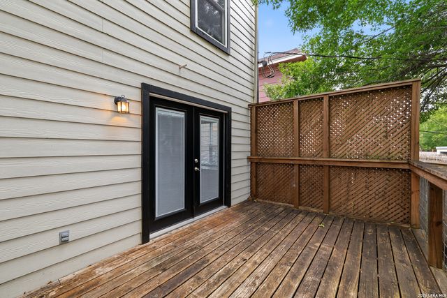 3407 SUGARHILL DR, San Antonio, TX 78230