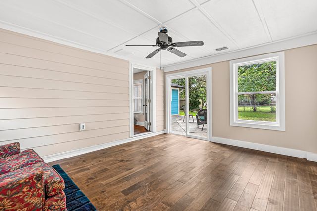 1126 Berkeley Street, Hanahan, SC 29410