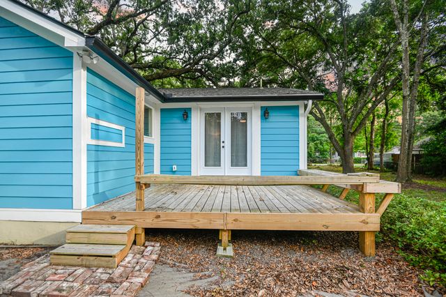 1126 Berkeley Street, Hanahan, SC 29410