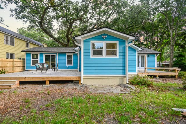 1126 Berkeley Street, Hanahan, SC 29410