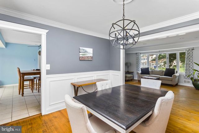 14 INDEPENDENCE DR, Bordentown, NJ 08505